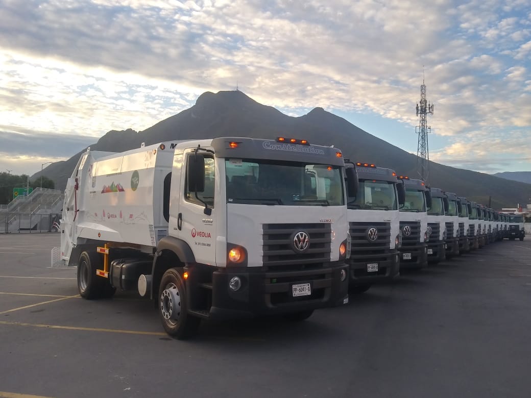 Volkswagen Camiones y Autobuses entrega 32 Constellation 17.280 a Veolia.